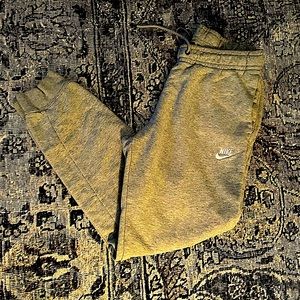 Nike jogger sweatpants